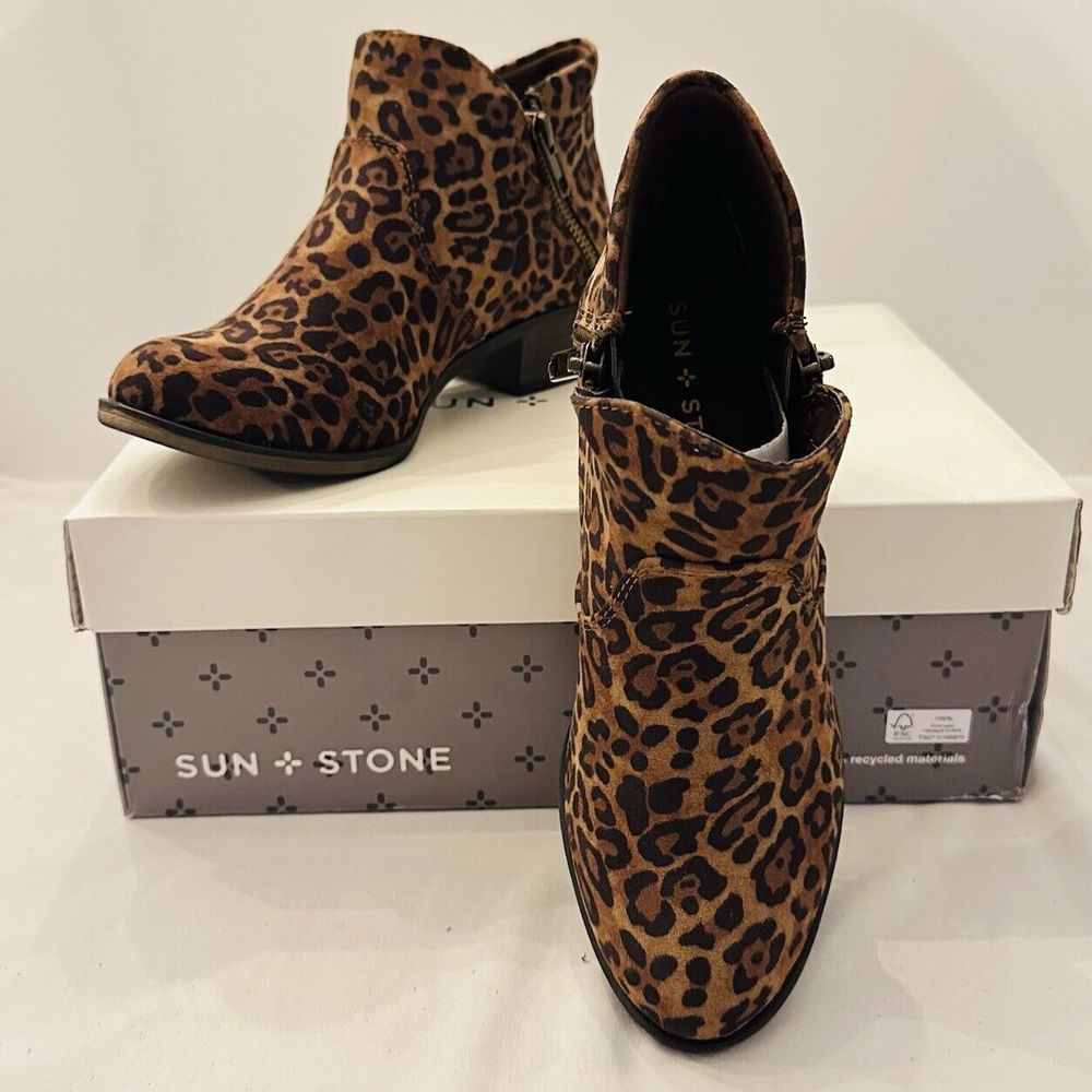 SUN+STONE Women's Brown Leopard Abby Double Zip Ankle Bootie Boot Sz 5